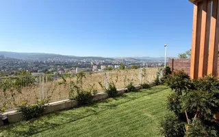 Apartament PREMIUM cu curte, terasă și lift cu acces direct în living - Poză 28
