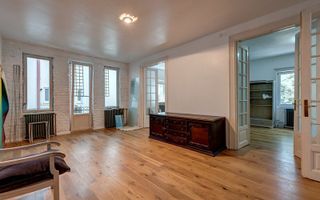 Etaj in vila ideal atelier, cabinet sau locuit, hub, activitati creative - Poză 1