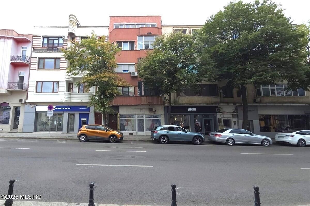 Centru - Bd Tomis 76, apartament cu 2 camere plus garsoniera separata! - Poză 2