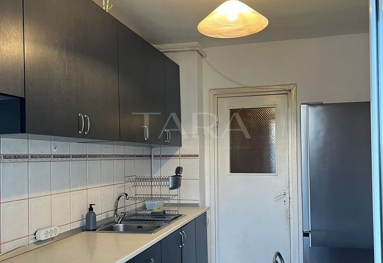 Apartament decomandat cu 2 camere in Manastur, zona Big. - Poză 1