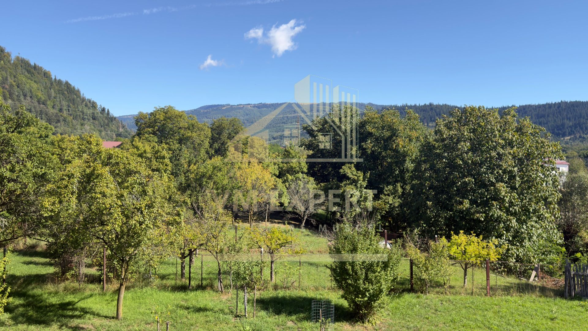 VILA S+P+E-306 MP, TEREN 2078 MP, CAMPULUNG - Poză 32