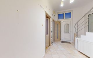 Vila cu suprafata de 360mp si teren 700mp-Racadau - Poză 10