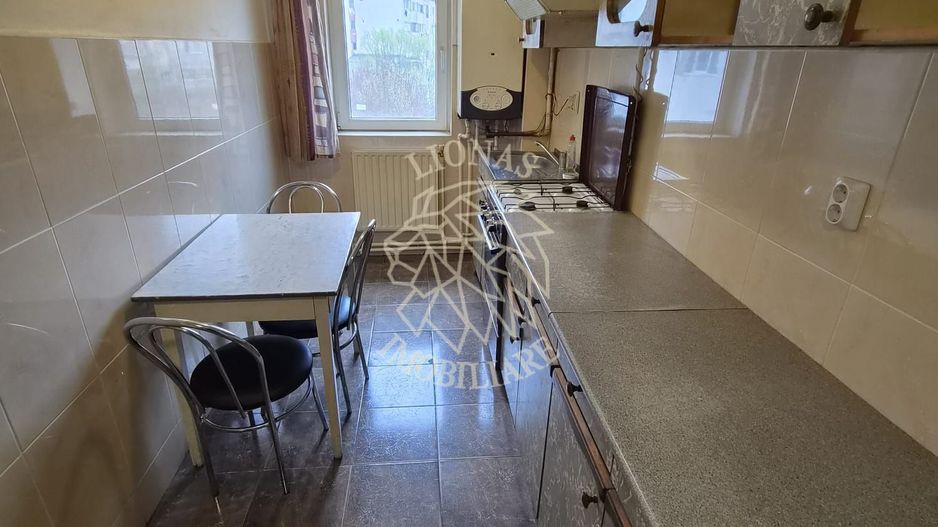 Apartament decomandat 2 camere 50 mp+2 balcoane-etaj 2-Zona Pompieri - Poză 2