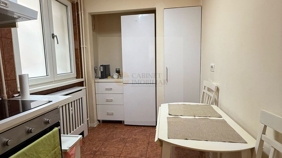 2 camere|  Decomandat | Sala Palatului |  Bloc din 1962 - Poză 11