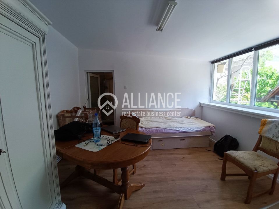 CENTRU SALA SPORTURILOR(COD03)- Casa interbelica si curte generoasa ! - Poză 14