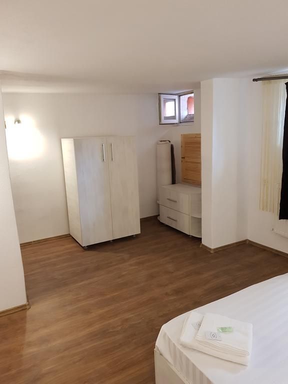 CAzare pentru firme,angajati zona Onix - Poză 11