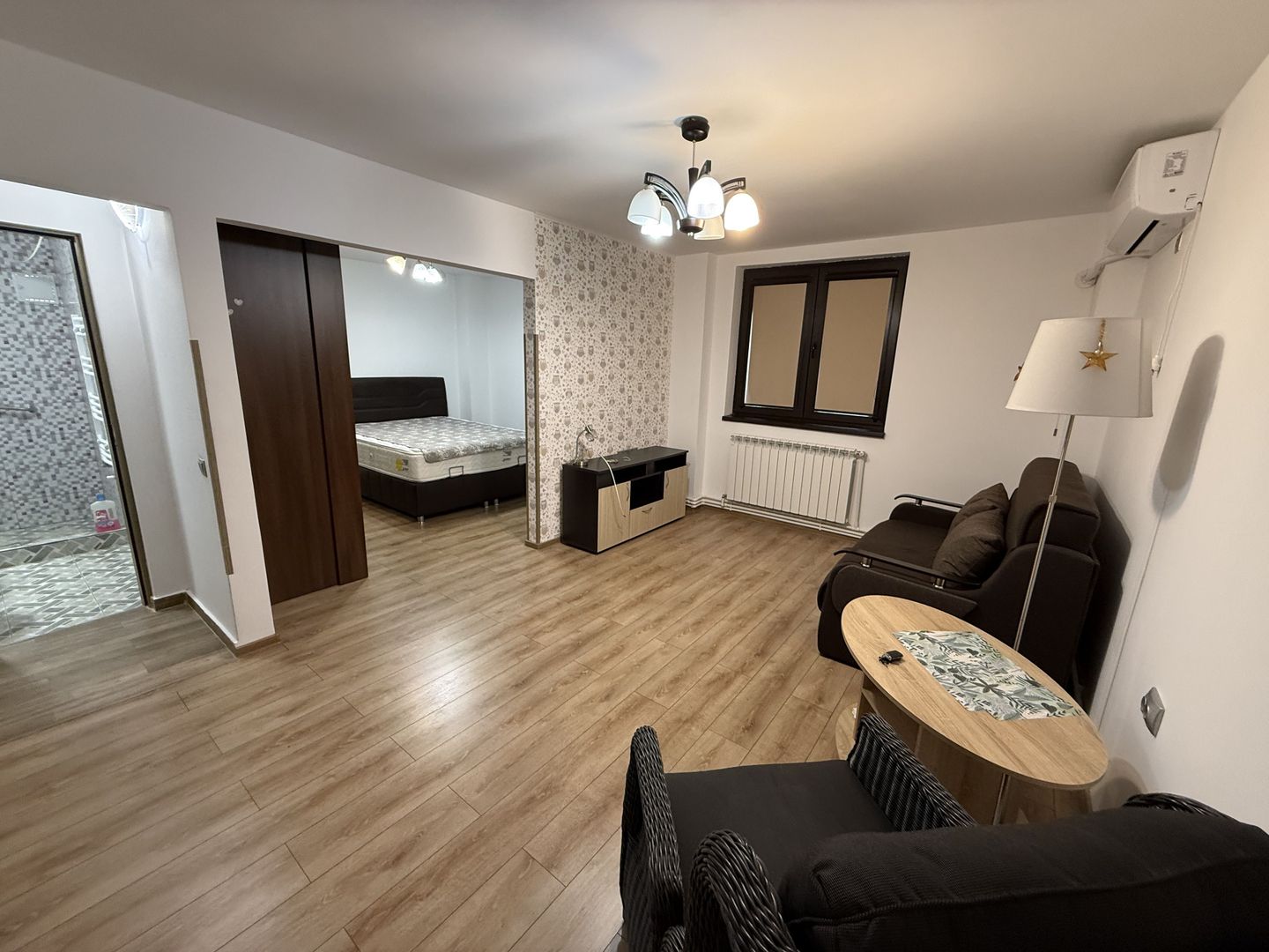 Ap 2 cam mobilat/utilat, complet renovat- etaj 2-bloc 6 etaje - Poză 3