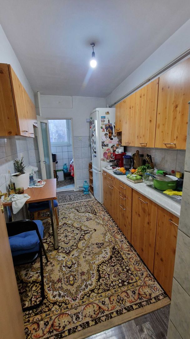 Apartament  2 cam dec, Micro 18,et 1 - Poză 5