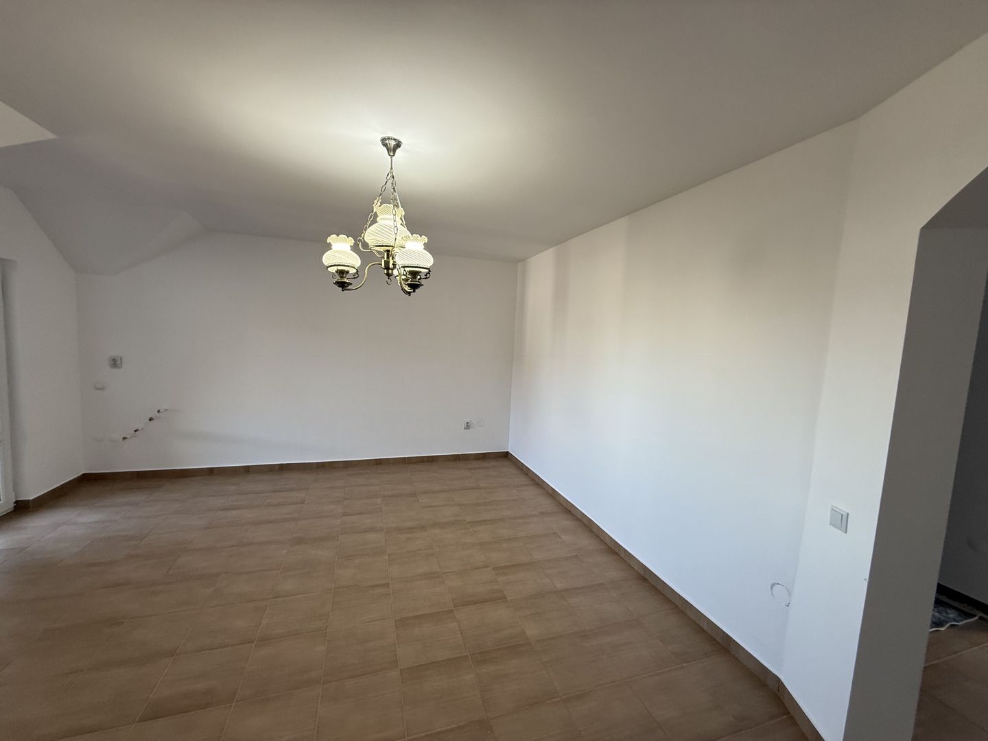 Apartament 105 mp | Zona Putnei | Renovat Complet - Poză 4
