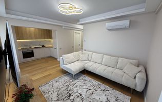 Închiriez apartament 2 camere modern, zona Unirii, centrală proprie