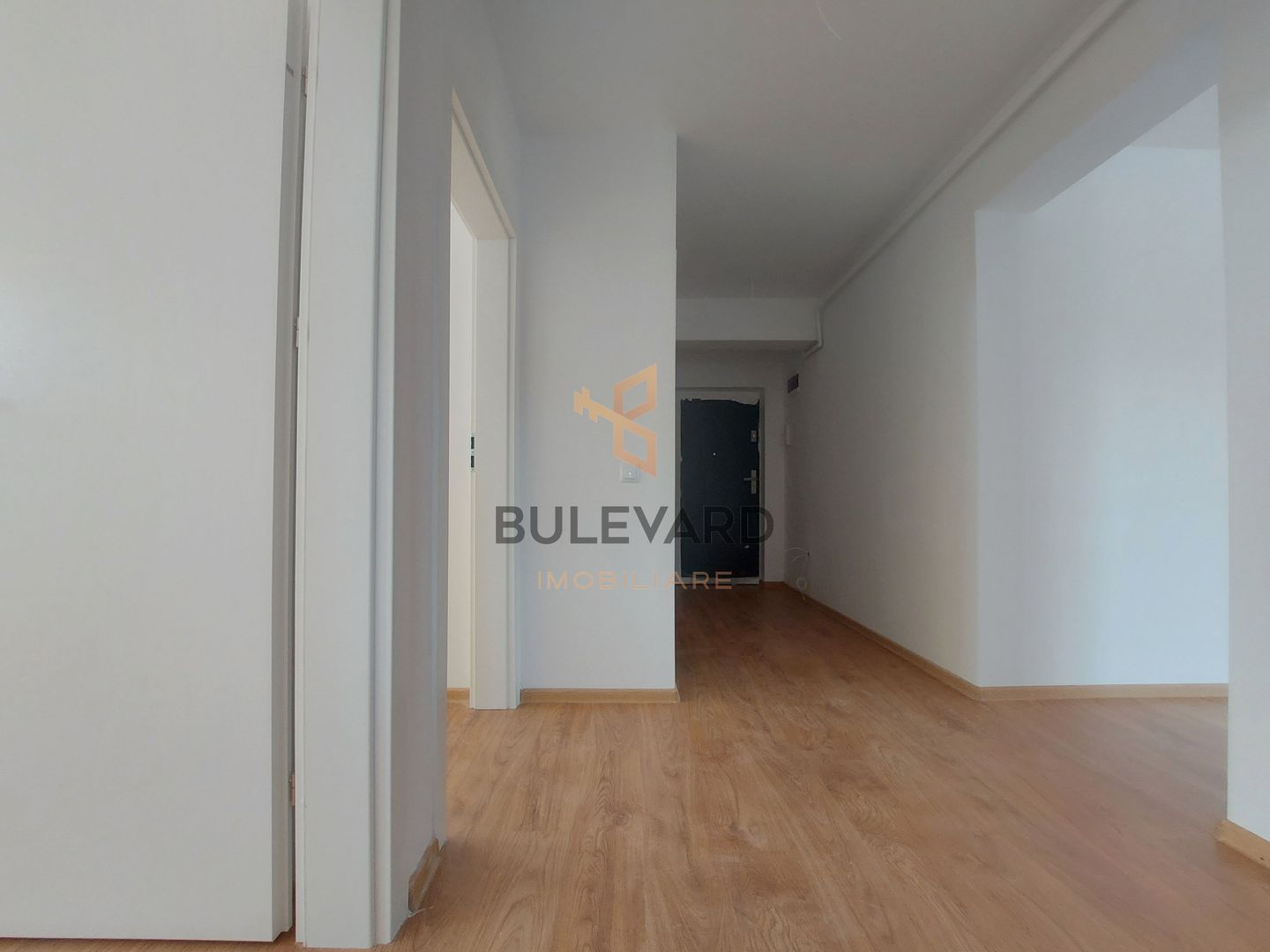 Apartament cu 3 camere finisat modern+parcare! - Poză 10