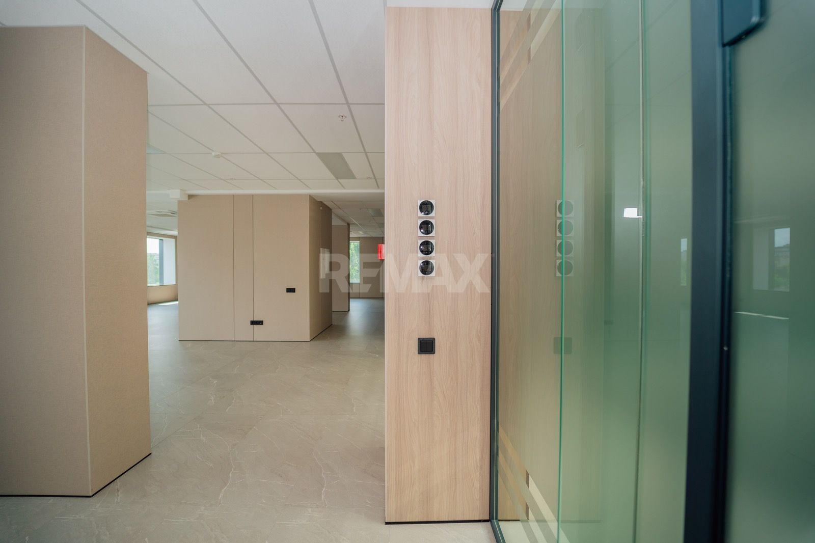 Spațiu Comercial de Închiriat – 168,2 m² - Poză 4