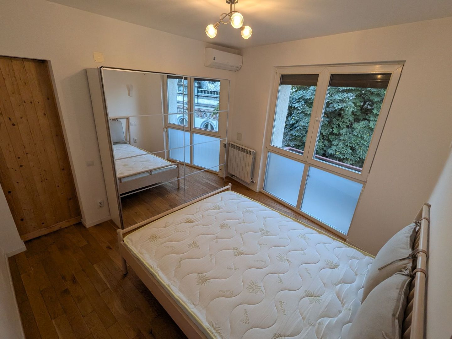 Apartament de inchiriat | Calea Victoriei | PRIMA INCHIRIERE - Poză 1