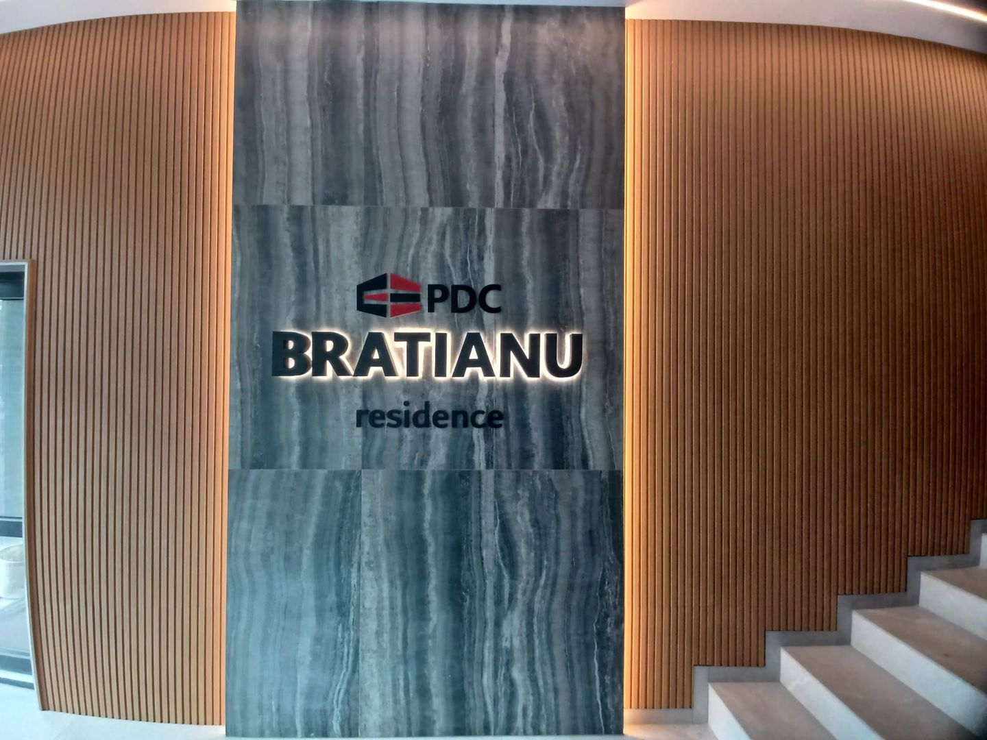 Chirie, ap 2 camere, ultracentral, parcare. 500 E /lună. Comision 0 - Poză 9