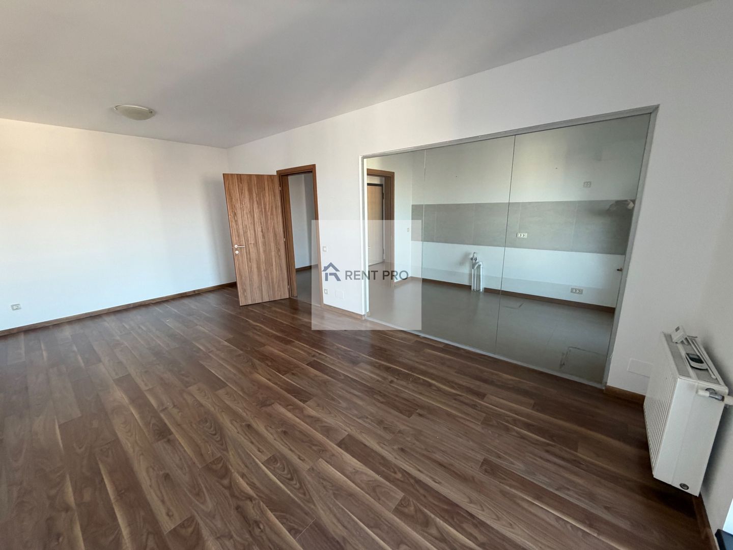 2 Camere Nemobilat 20 Th Loc De Parcare Inclus - Poză 9