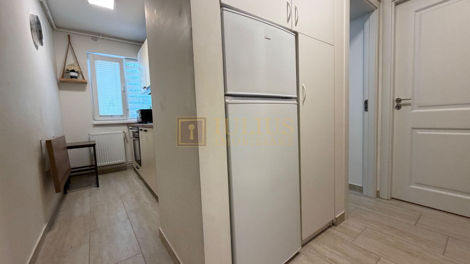 Mc Donald's - Spital Judetean Pius Brînzeu; centrala proprie, mobilar modern. - Poză 13
