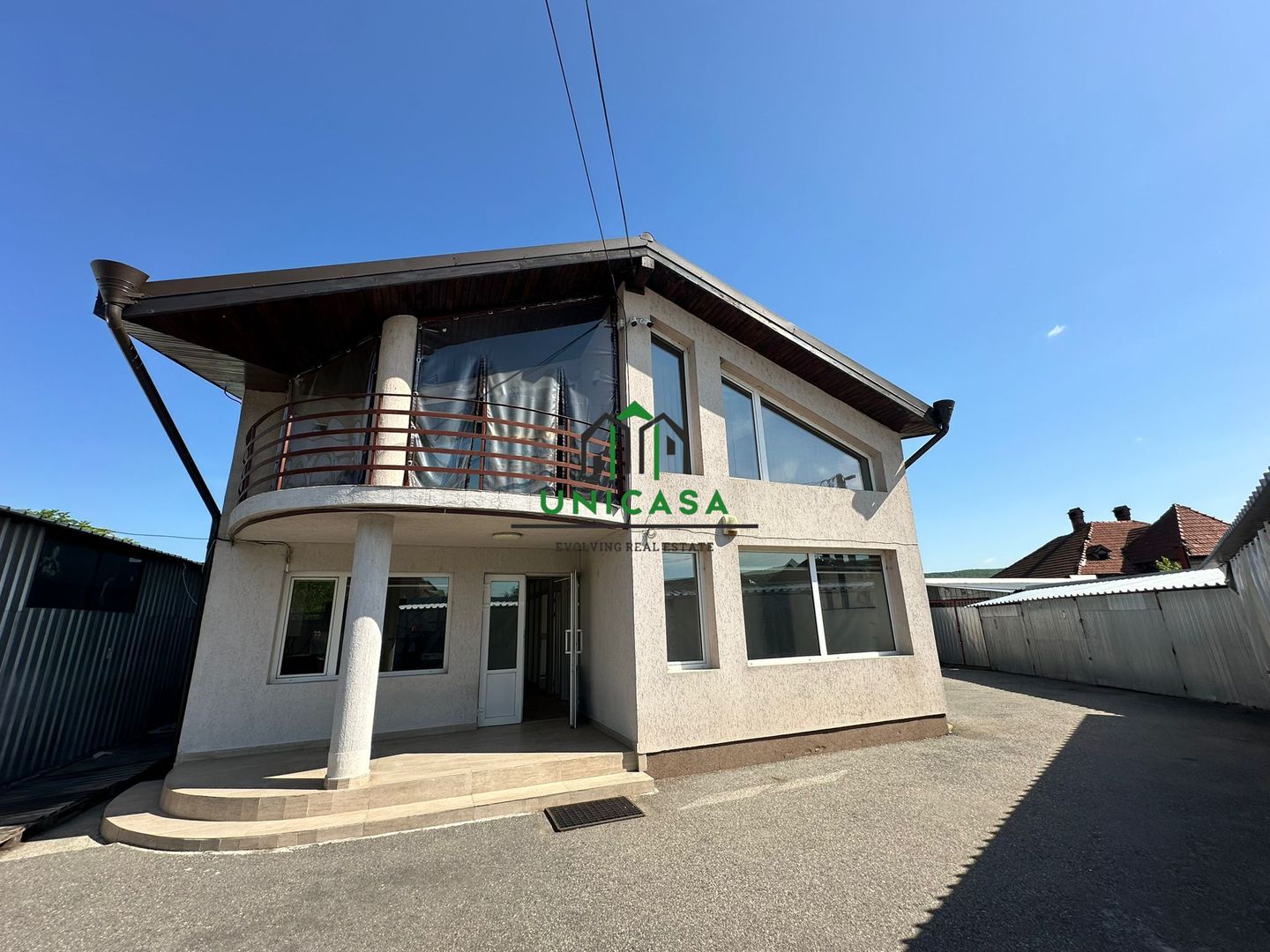 Casa - Spatiu comercial - Poză 1