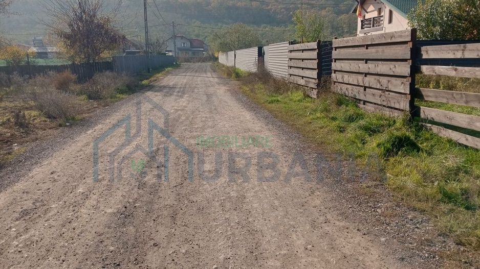 Vând 4500 mp Teren - Poză 1