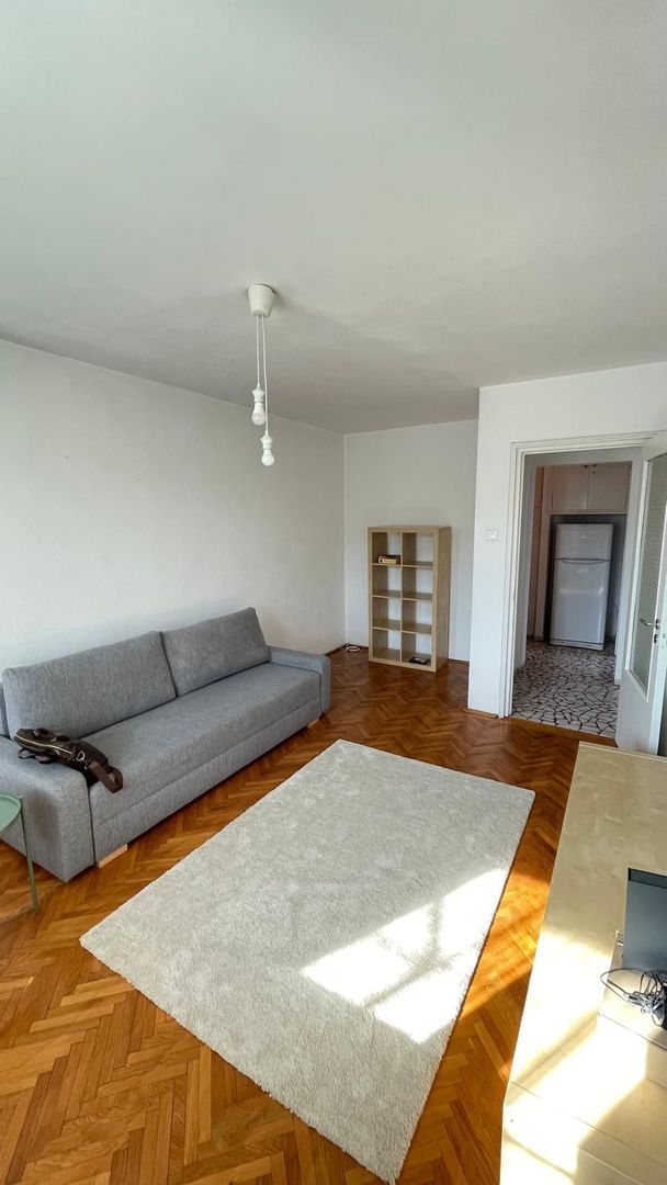 APARTAMENT LUMINOS METROU ZONA PIATA ROMANA - Poză 2