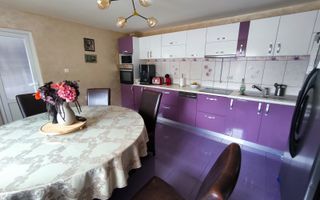 MEDEEA Vila P+1 mobilata complet si curte generoasa! - Poză 9