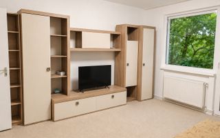 Închiriez apartament 2 camere – Cornișa, lângă campusul studențesc | Etaj 2 | Complet mobilat și utilat - Poză 1