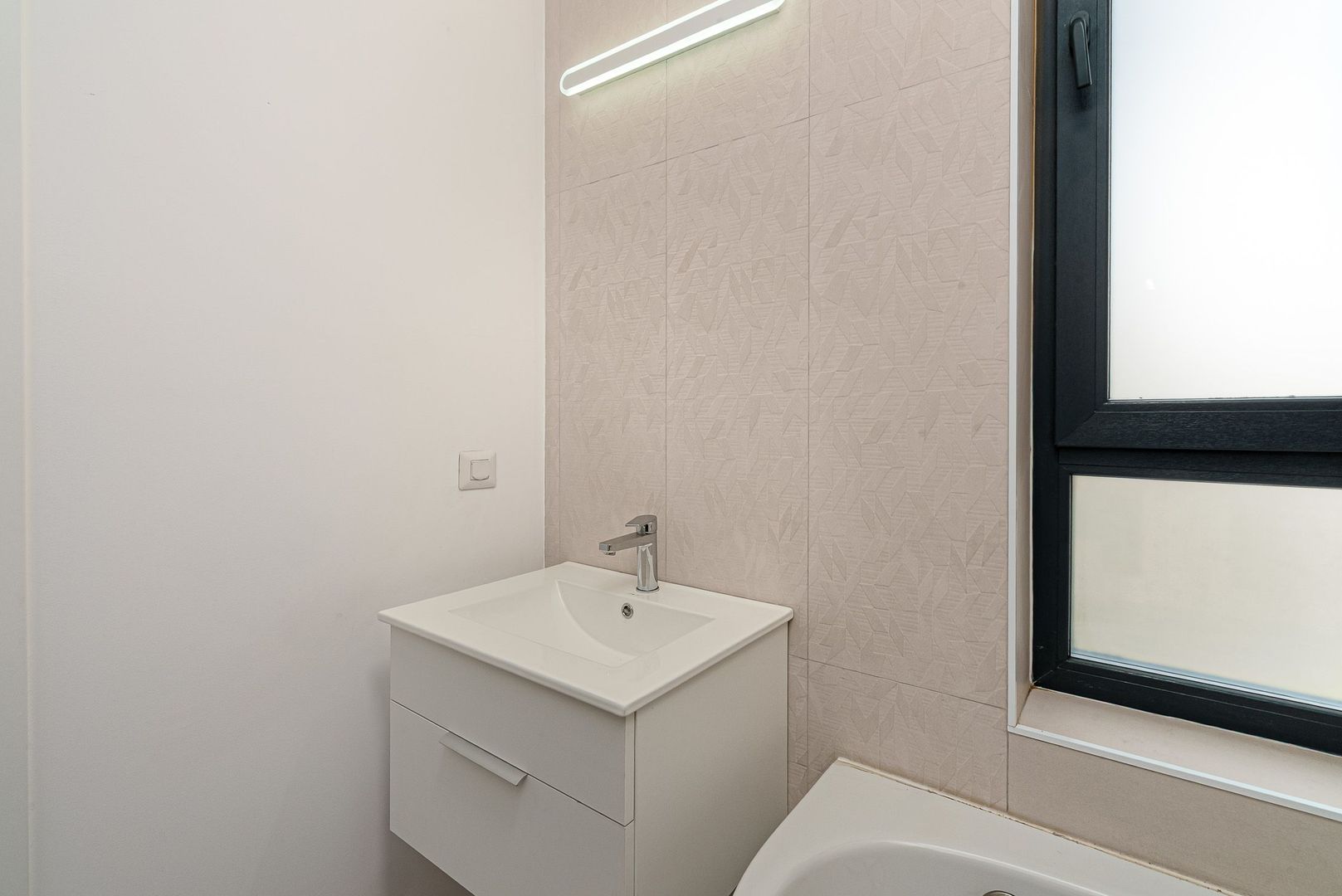 Complex case finalizate str Tiparnitei Sos Giurgiului Dedeman Sector 5 - Poză 21