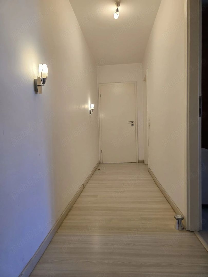 vand apartament 3 camere Circumvalatiunii  Favorit amenajat centrala - Poză 5