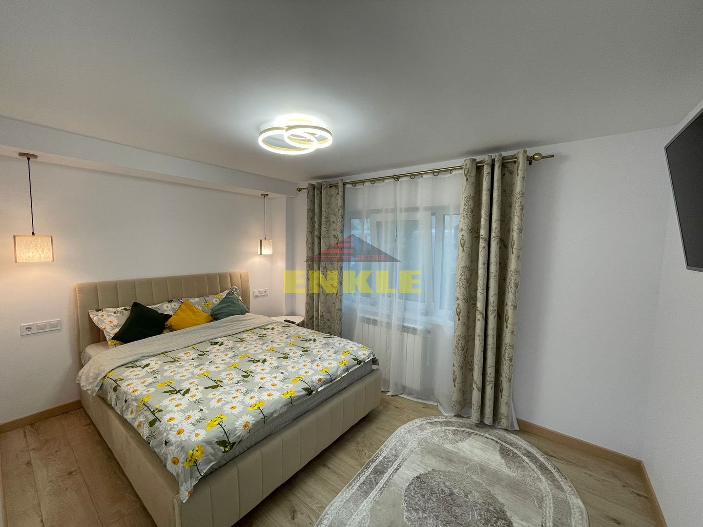 De vanzare apartament cu doua camere, zona Imparat traian. - Poză 1