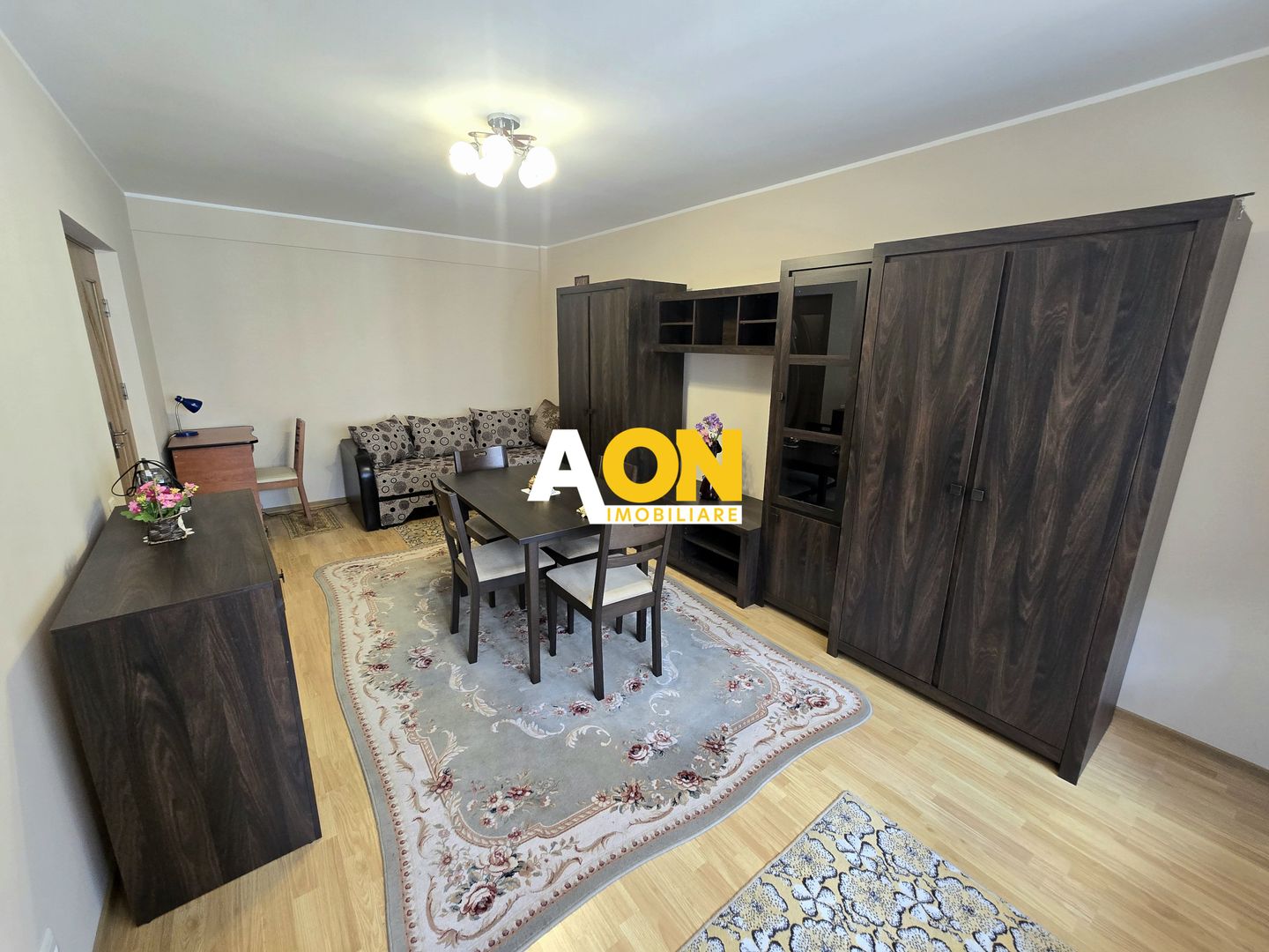 Apartament cu 1 Cameră, Bloc Nou, Etaj 1, Zona Spitalului Județean - Poză 1