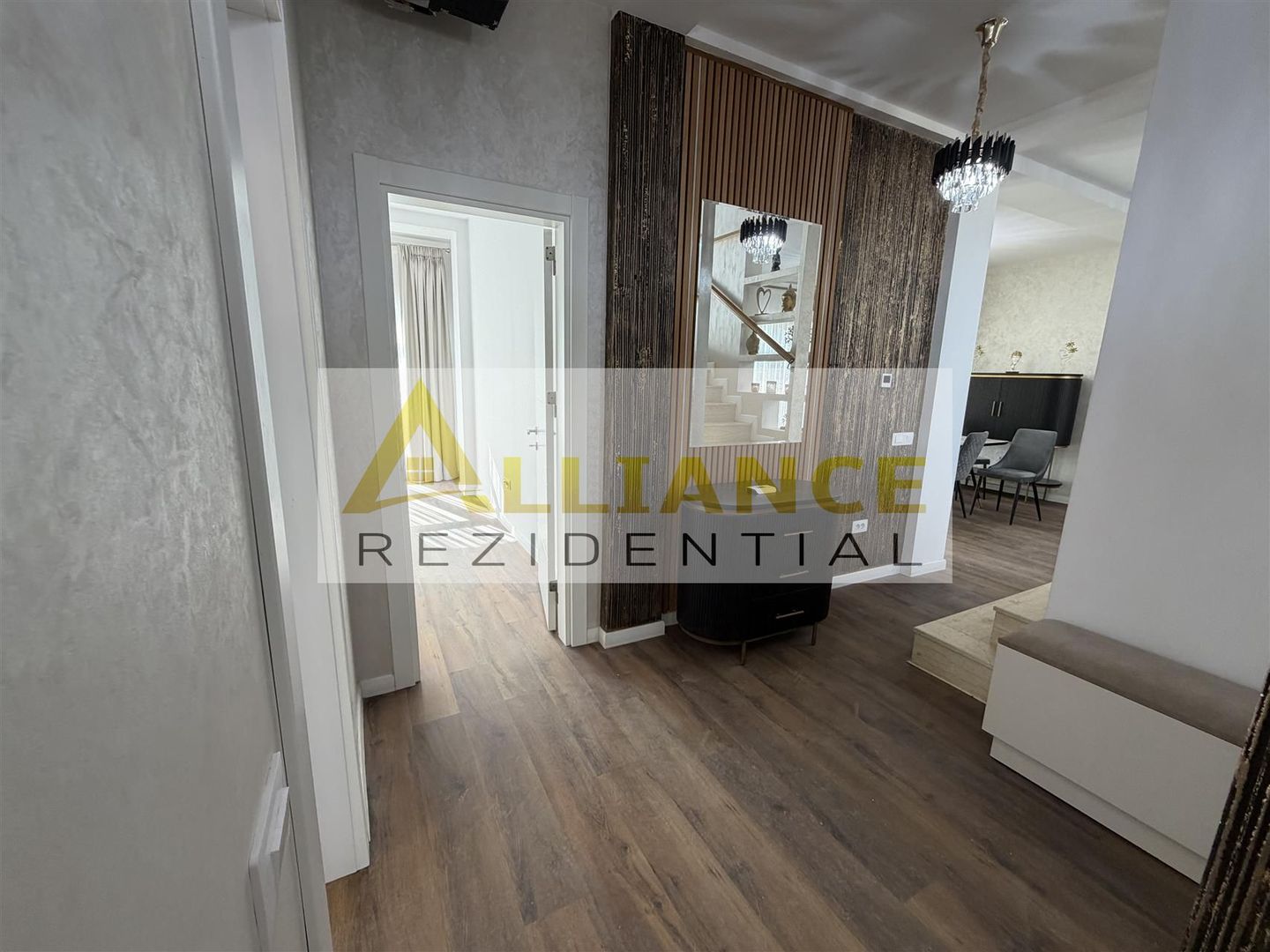 Vila moderna cu arhitectura deosebita gata sa devina acasa - Poză 8