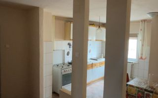 Apartament cu 3 camere de vanzare in Blaj - Poză 2