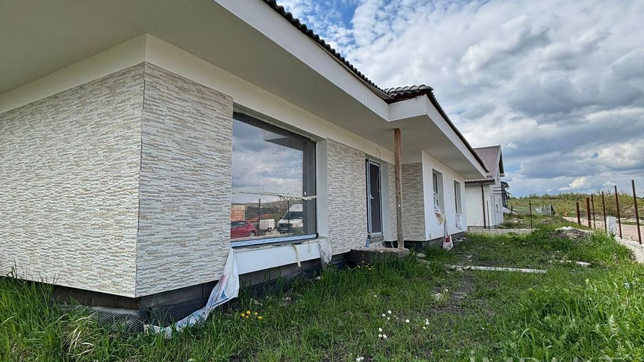 Casa superba pe un singur nivel, situata in Chinteni, zona Profi! - Poză 5
