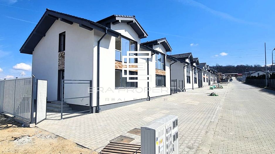 Duplex 4 camere | 97 mp utili | teren 270 mp | curte generoasă |predare la cheie - Poză 1