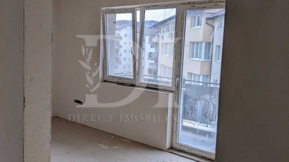 Apartament 3 camere / Zona Florilor / Floresti - Poză 3