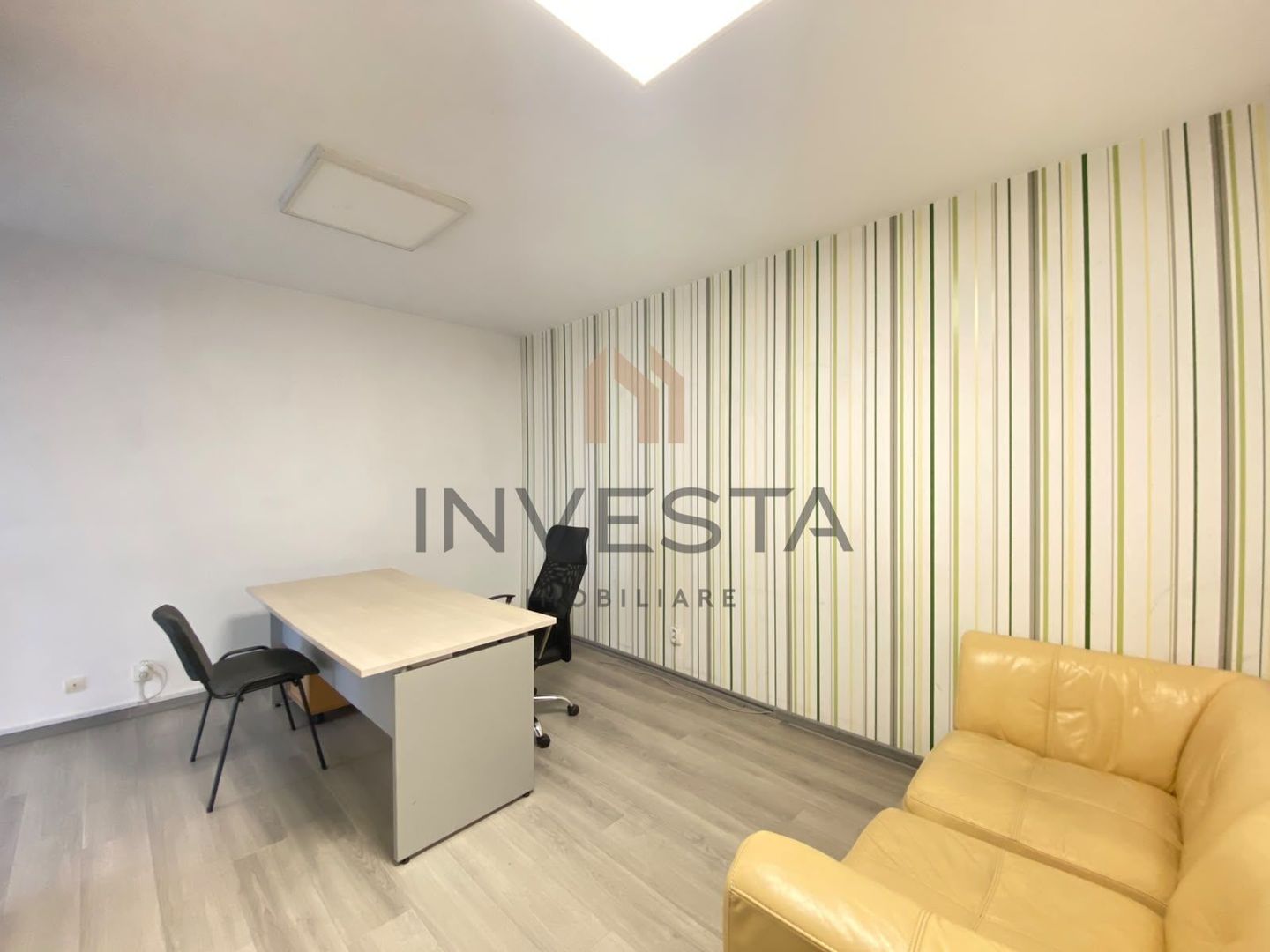 Apartament cu 4 camere decomandat, parcare, etaj intermediar, Centru! - Poză 12