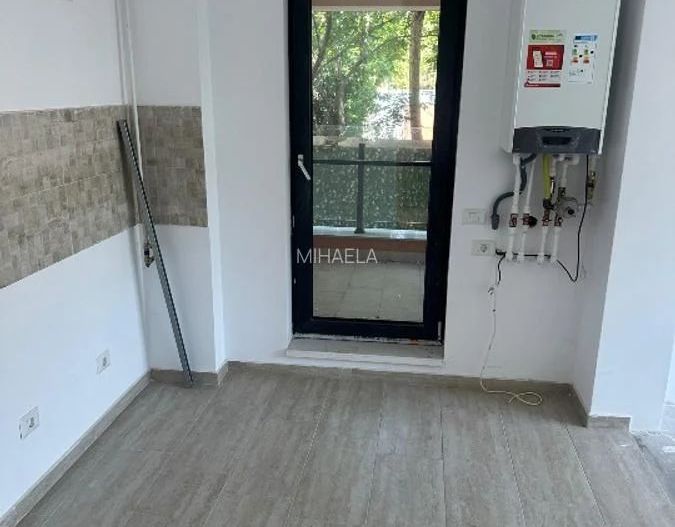 De vanzare aparatament 2 camere, zona Vrangasi - Poză 7