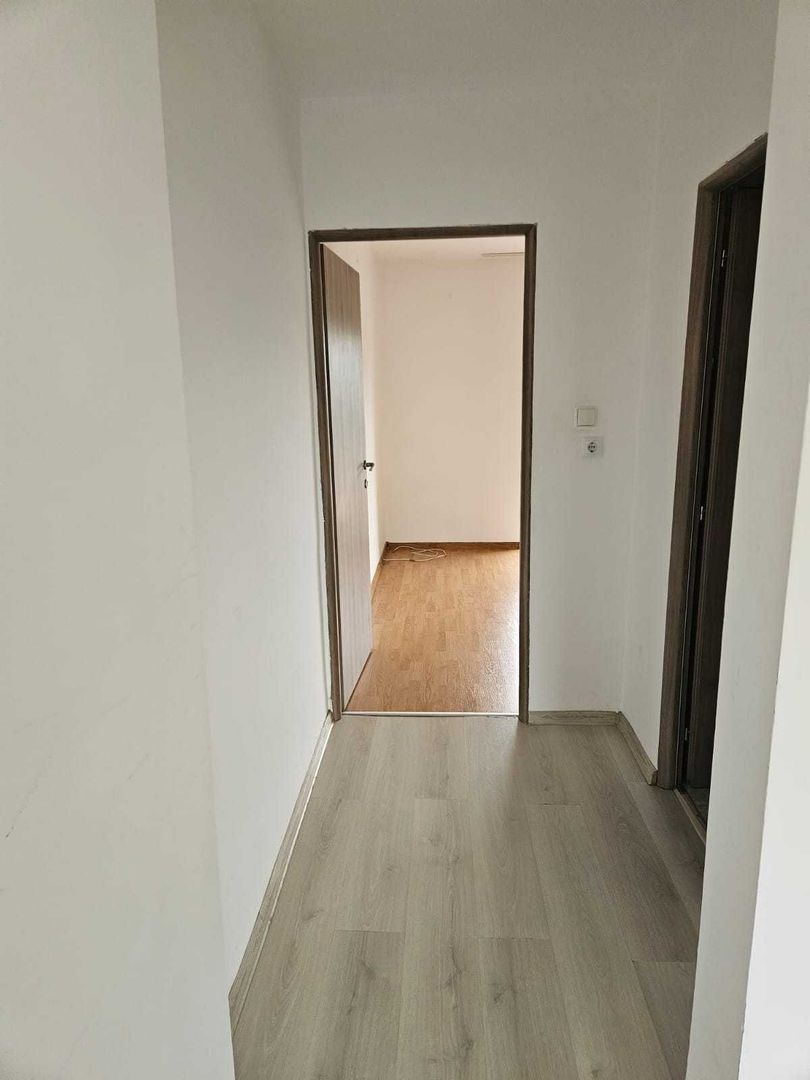 Steaua | 2 Camere | Decomandat | Etaj Intermediar. - Poză 6