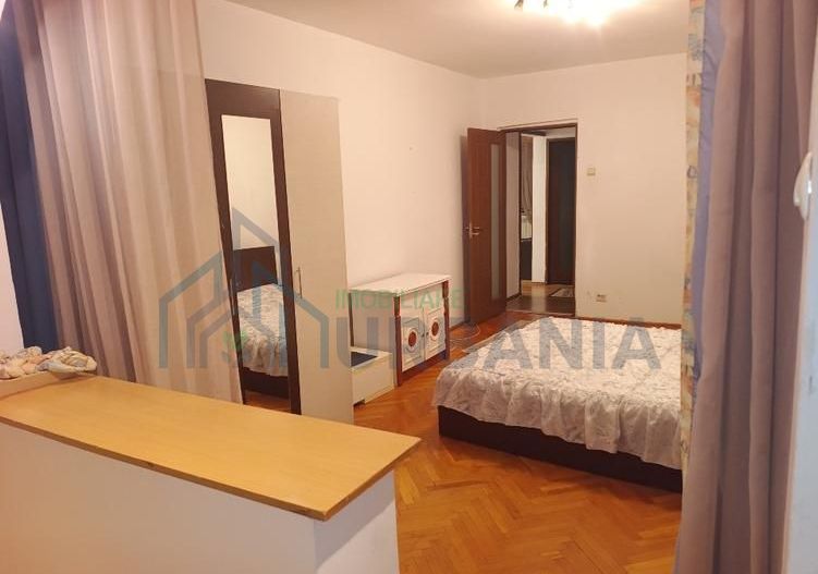Apartament 3 camere, zona Alexandru - Familial, bloc reabilitat cu lift - Poză 7