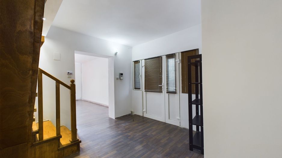 Casă ideală pentru familie extinsă în zona Crișan - Poză 25