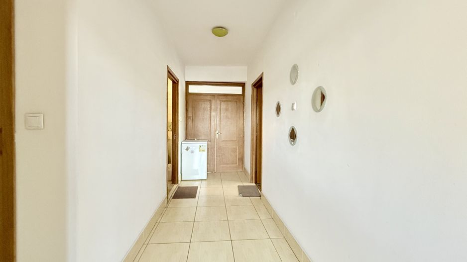 Casă practică, cu curte și parcare, în zona centrală - Parcul Carol - Poză 11