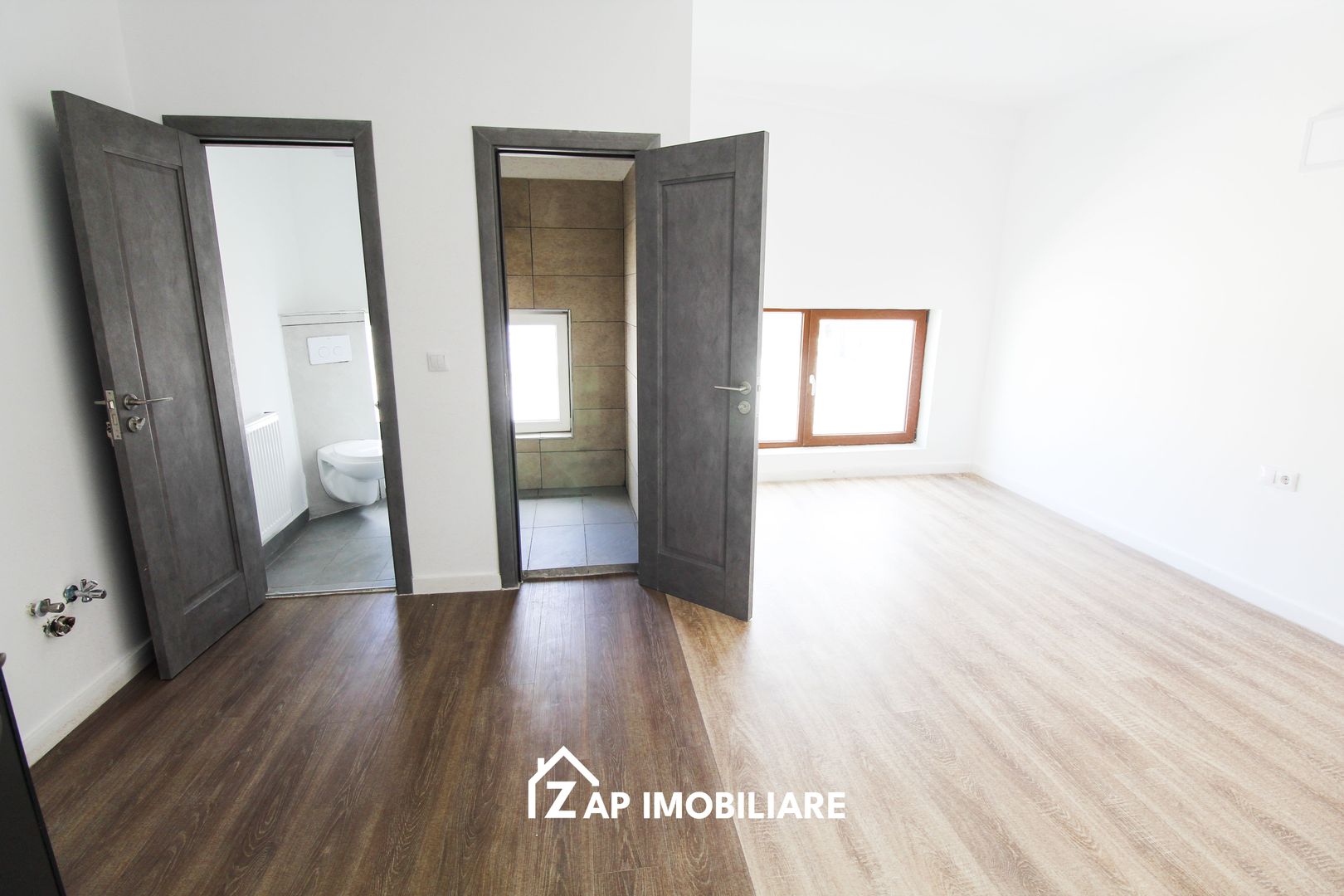 Cazare Muncitori - 5 apartamente cu baie proprie - Poză 2