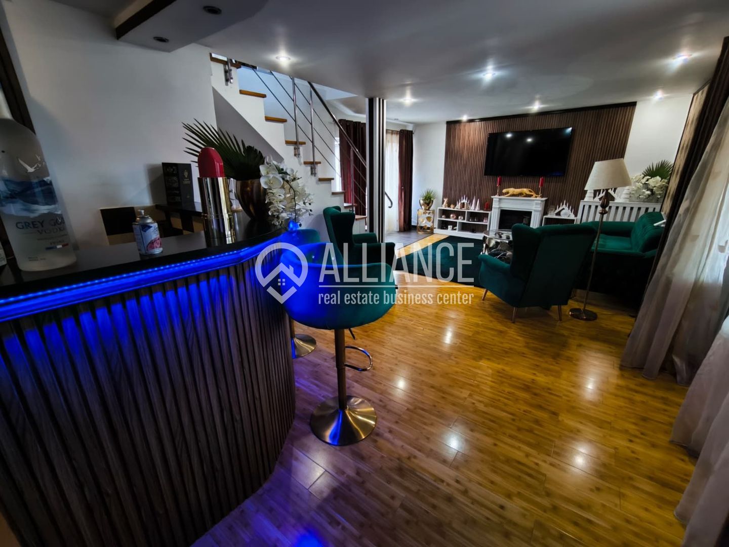 MEDEEA Vila P+1 mobilata complet si curte generoasa! - Poză 4