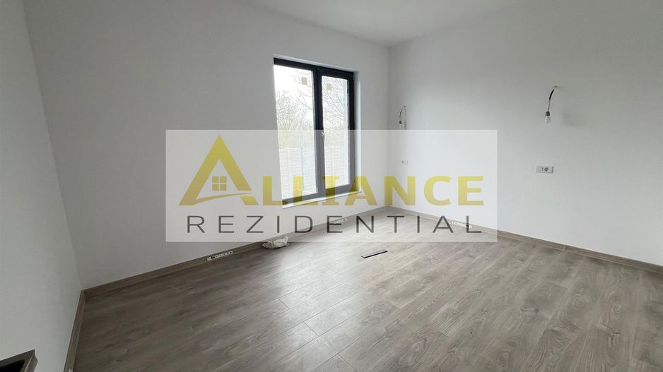 Casa parter -3 camere- Incalzire in pardoseala - Comuna Berceni - Poză 8