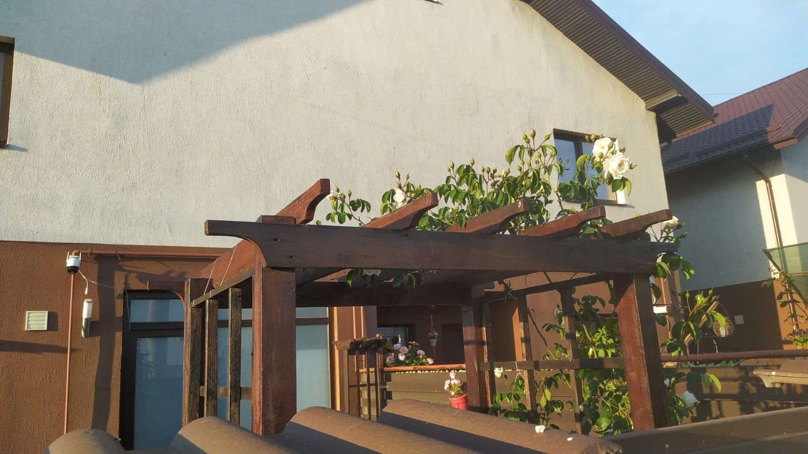 casa Comuna Berceni - Poză 2