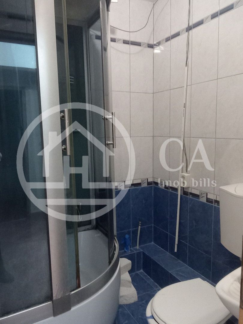 Apartament cu 3 camere de vanzare in zona Rogerius, Oradea - Poză 7