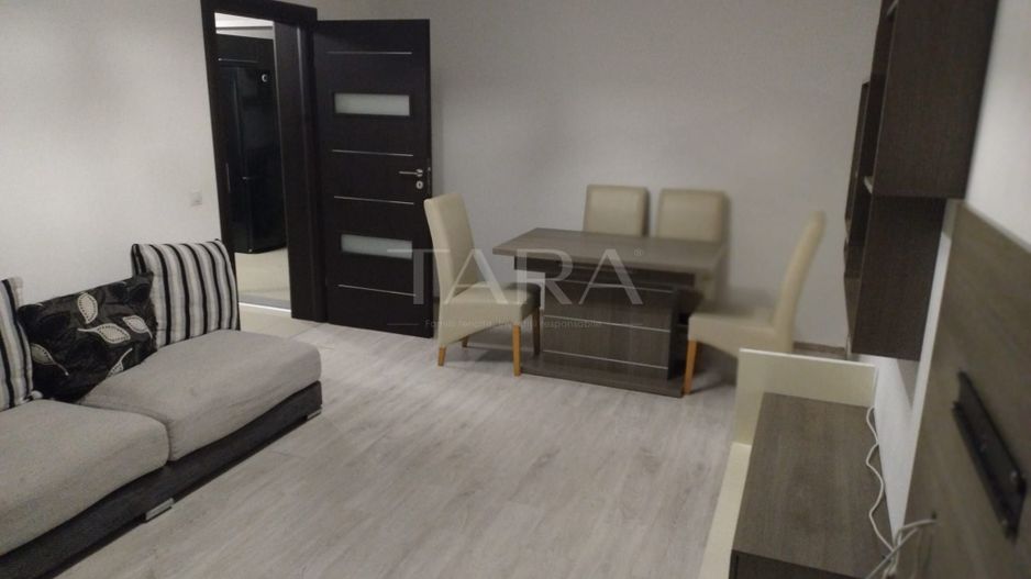 Apartament decomandat cu 2 camere de vânzare, Baciu, zona Petrom - Poză 2
