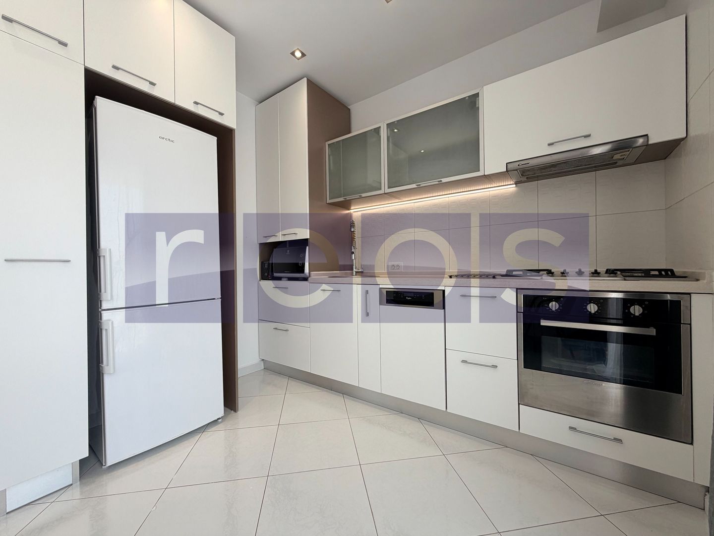 VANZARE 3 CAMERE PREMIUM | TERASA 40 MP | IBIZA SOL PIPERA | 2 PARCARI SUBTERANE - Poză 16