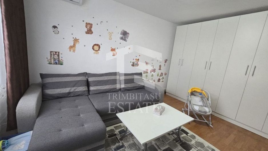 INEL I - Apartament cu centrala pe gaz, loc de parcare si pod de 60 mp - Poză 7