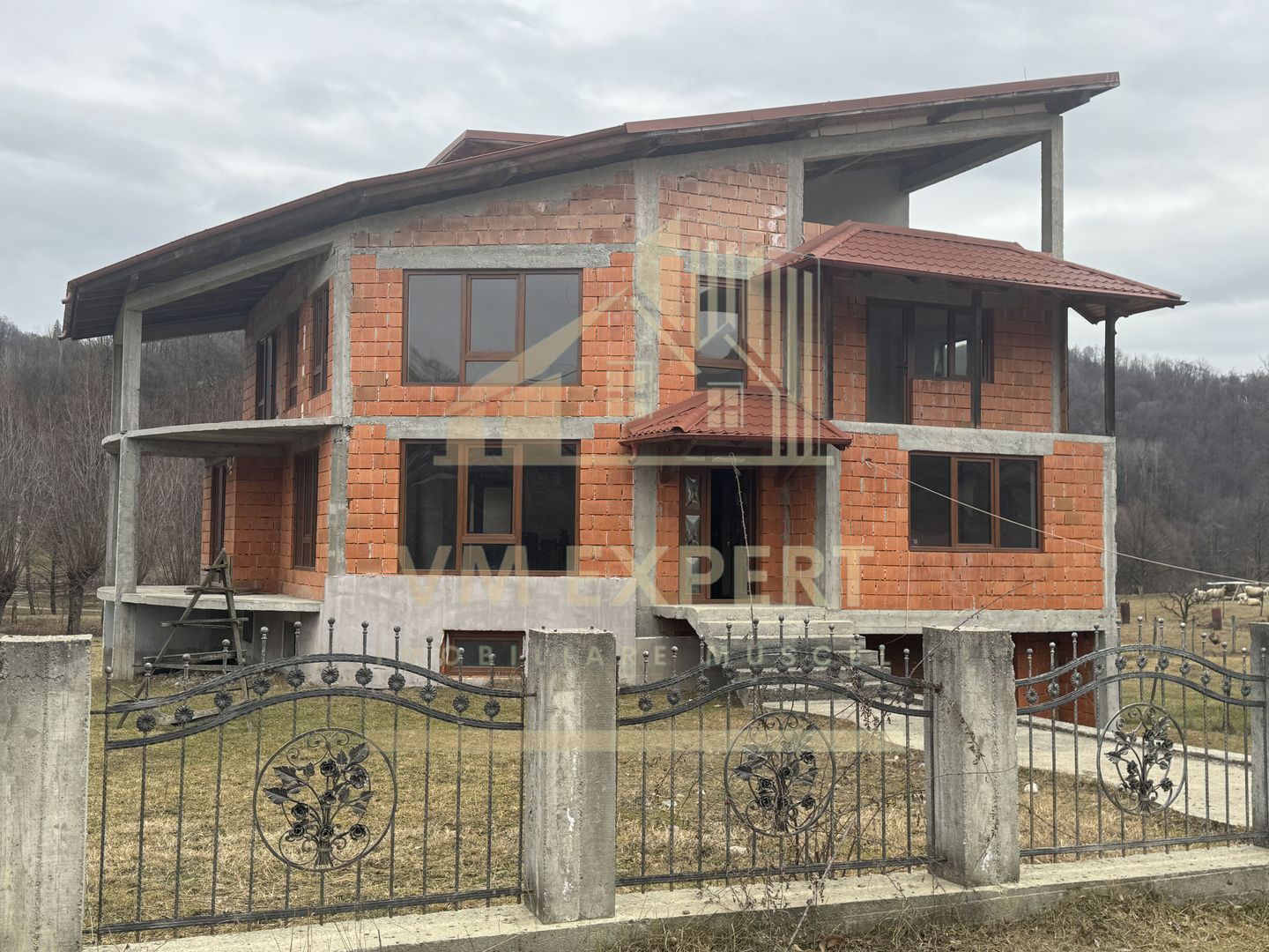 VILA 7 CAMERE TEREN 1654 MP BUGHEA DE JOS ARGES - Poză 44