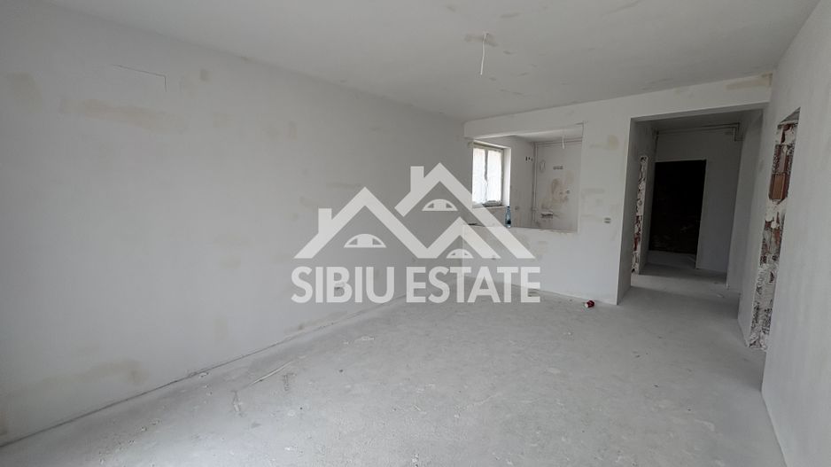 Apartament 2 camere, 54 mp + balcon 6 mp,la 10 min de centrul Sibiului - Poză 4